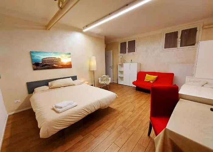 Free Breakfast- Cozy Steps From The Colosseo Apartment