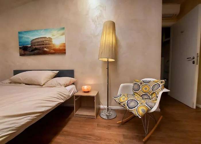 Free Breakfast- Cozy Steps From The Colosseo Apartment *
